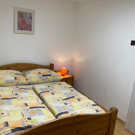 Apartman Klaudia ルジョムベロク エクステリア 写真