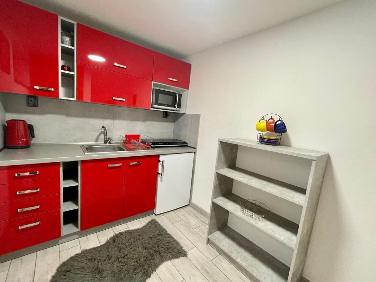 Apartman Klaudia ルジョムベロク エクステリア 写真