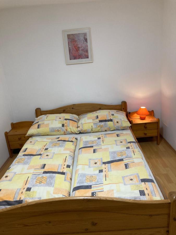Apartman Klaudia ルジョムベロク エクステリア 写真
